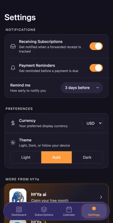 Settings in hYYa Subscriptions Tracker — payment reminder timing set to three days before, preferred display currency, and a light, auto or dark theme
